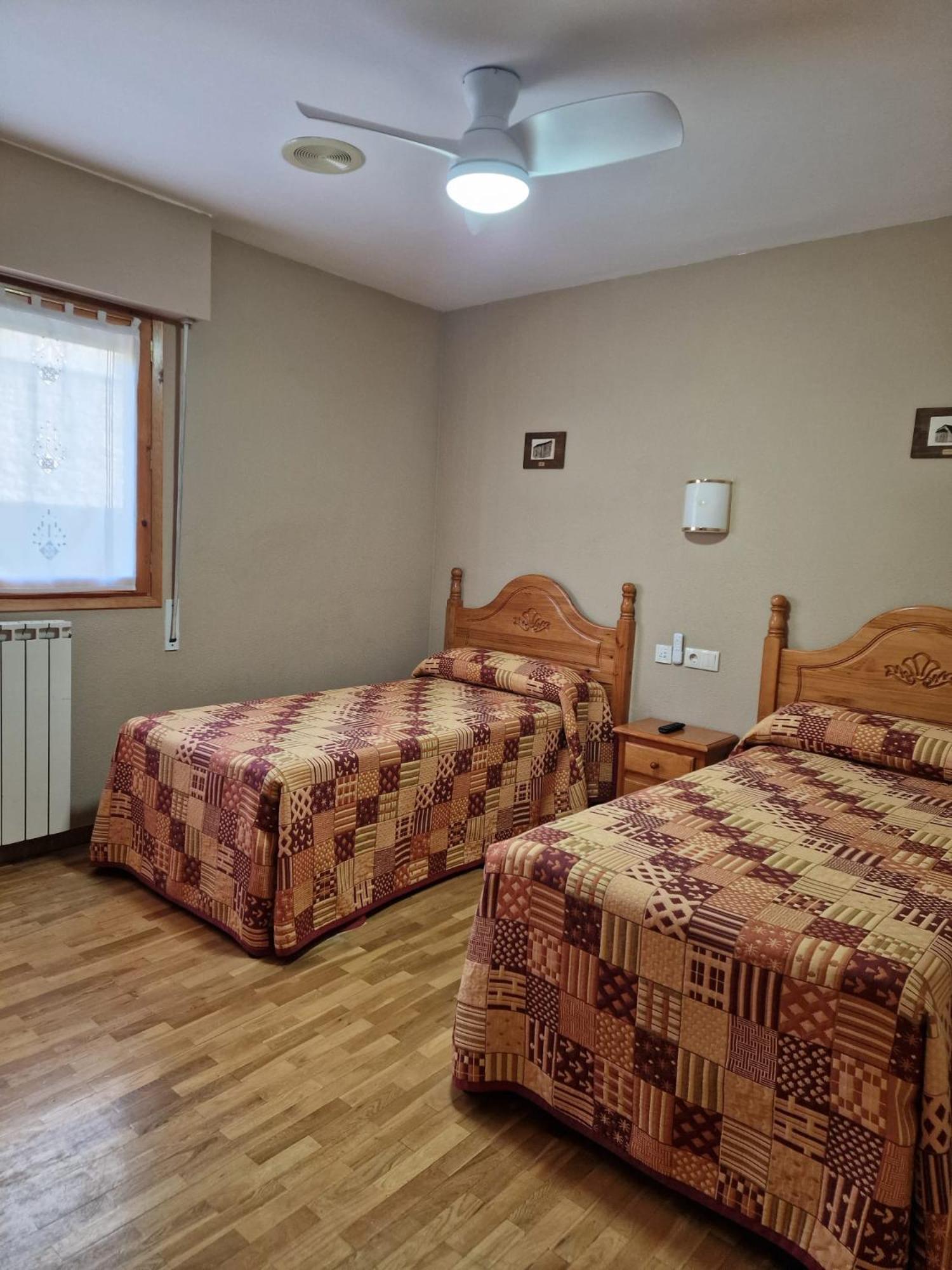 Valle De Tena 2*